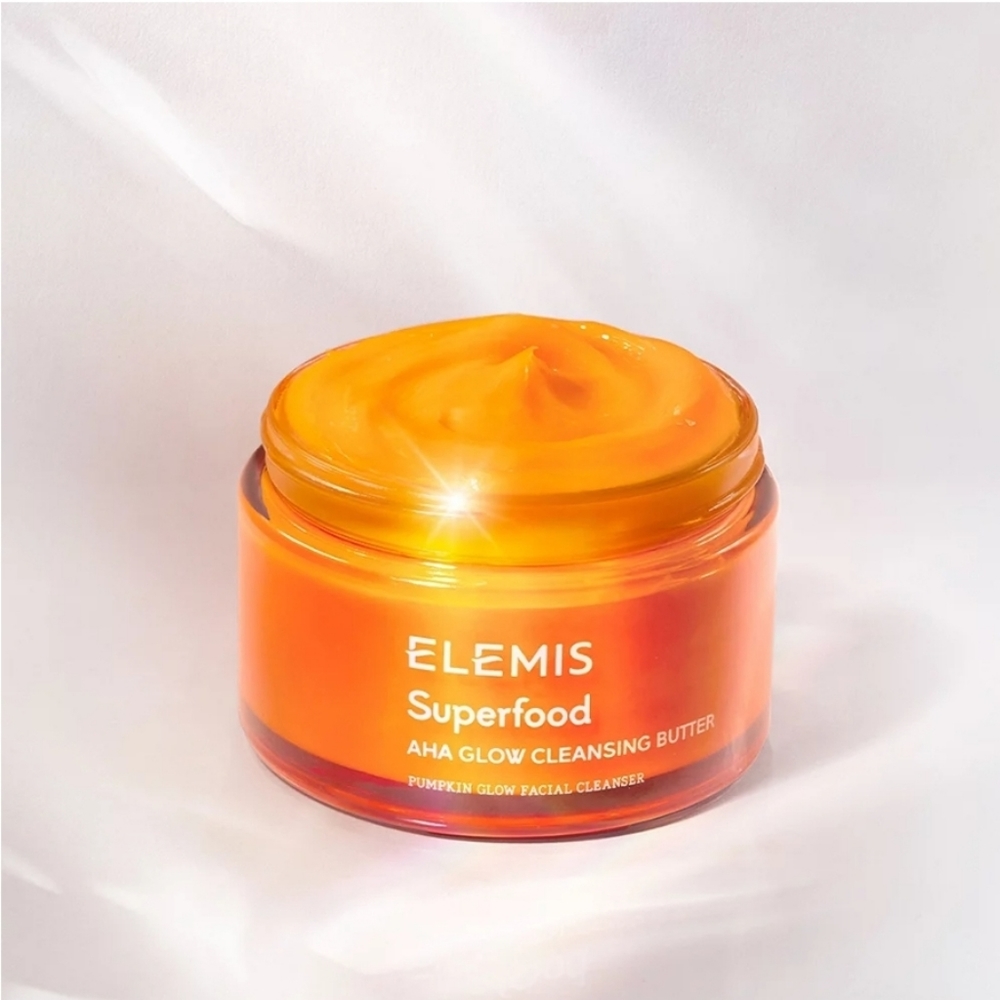 Superfood AHA Glow Cleansing Butter